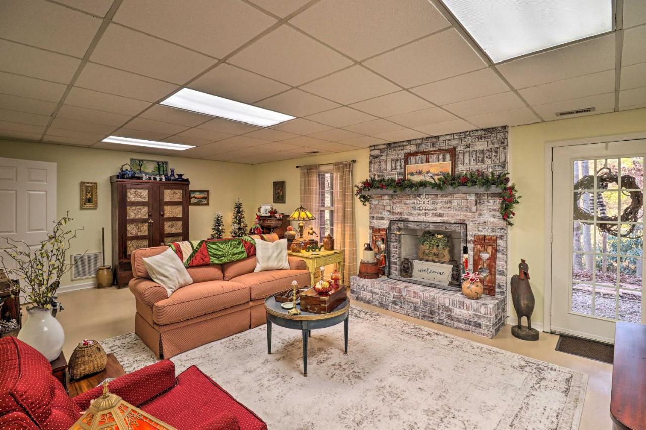 Private Hendersonville Hideaway With Fire Pit! Esterno foto